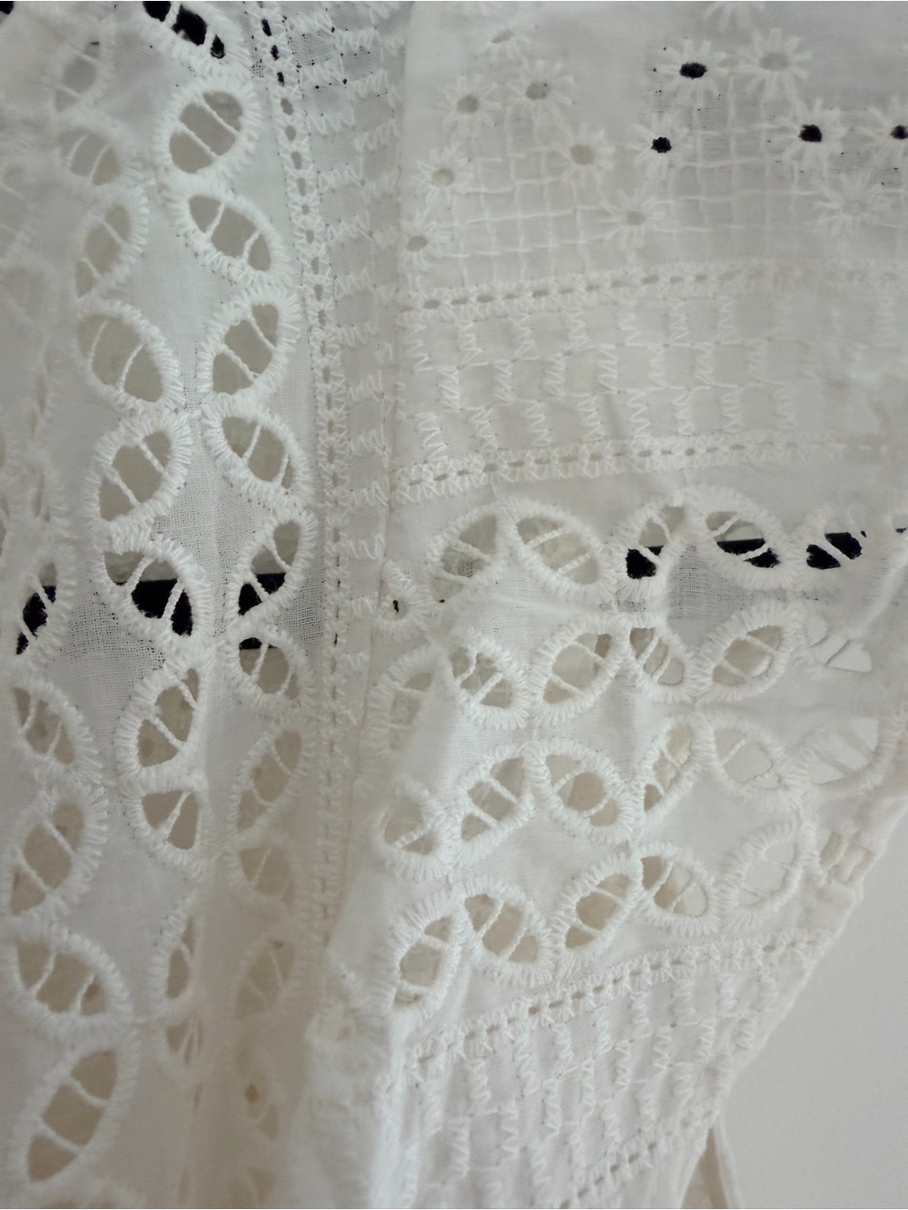Sanctuary White Eyelet Ruffle Sleeve Blouse - Picture 14 of 15